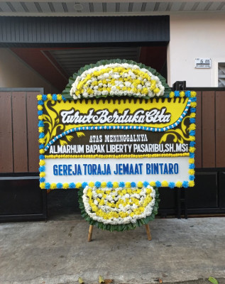 Papan Bunga Duka di Banggai Utara